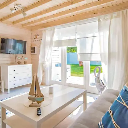 Gorgeous In With Wifi Дом отдыха Мендзыводзе