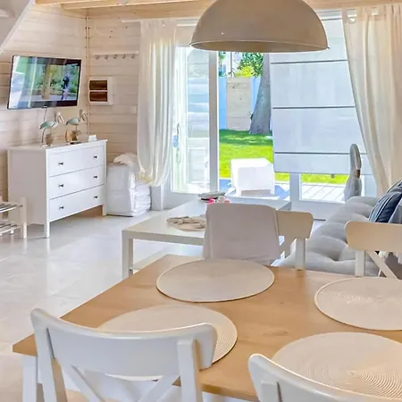 Gorgeous In With Wifi Дом отдыха Мендзыводзе